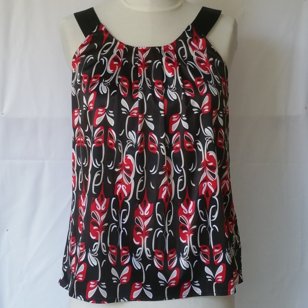 NWT Style&Co Sleeveless Scoop Neck Top Size 6